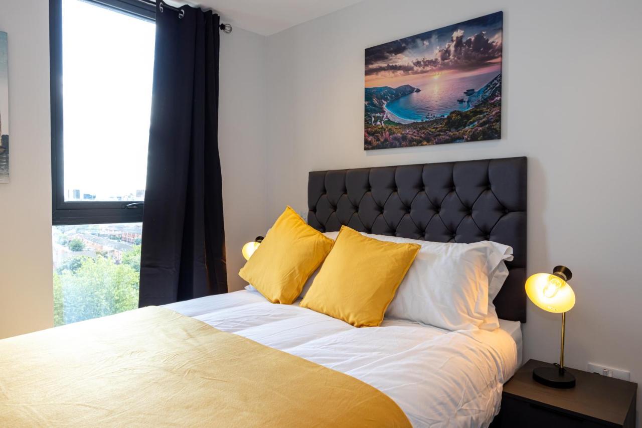 Contemporary 3 Bedrooms Apartment Manchester City Extérieur photo